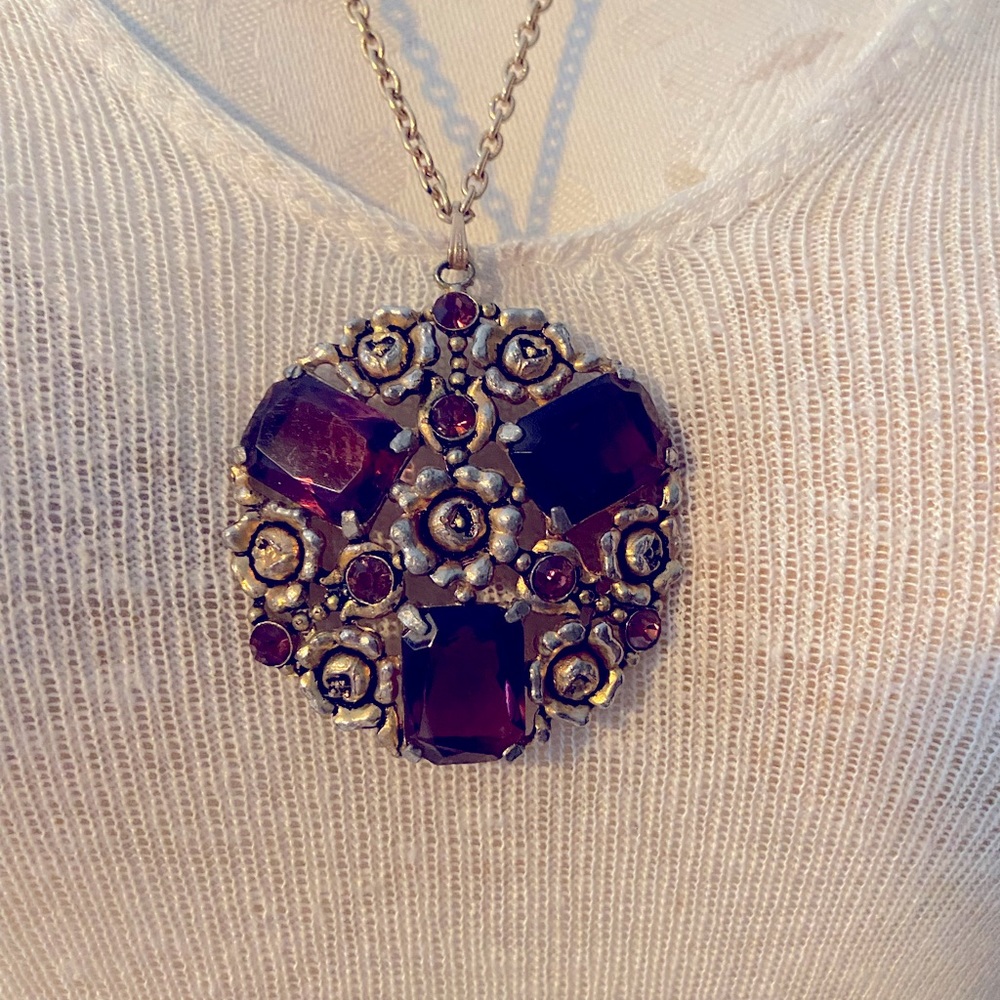 Vintage Avon, heavy Goldtone necklace with lavender stones.